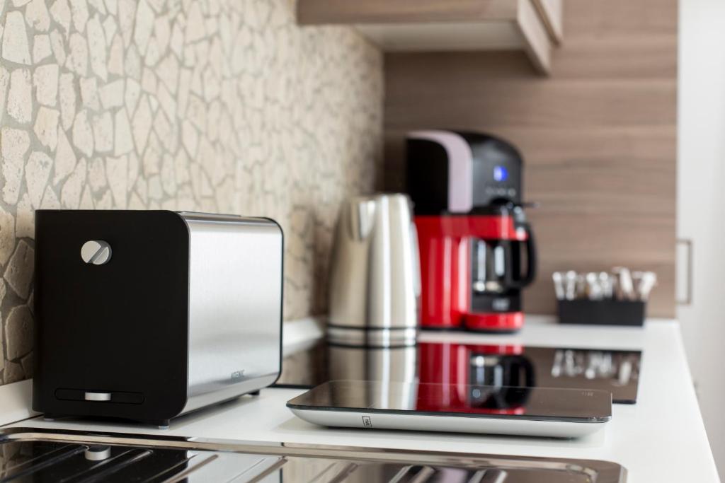 gemma 3.5 Two-Bedroom Apartment18