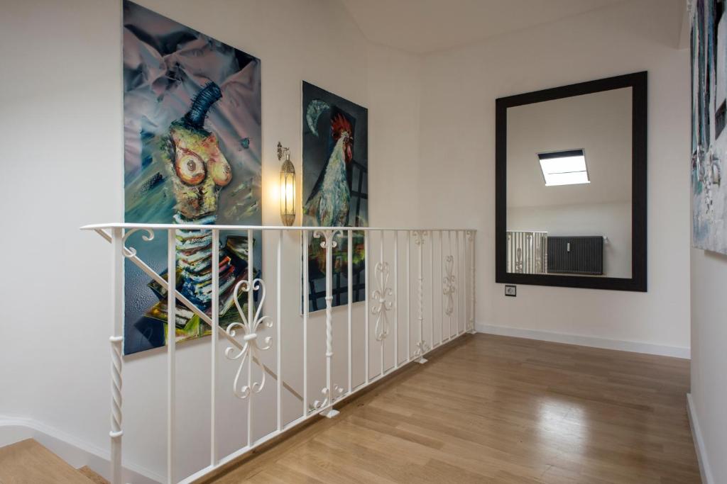 gemma 3.5 Two-Bedroom Apartment26