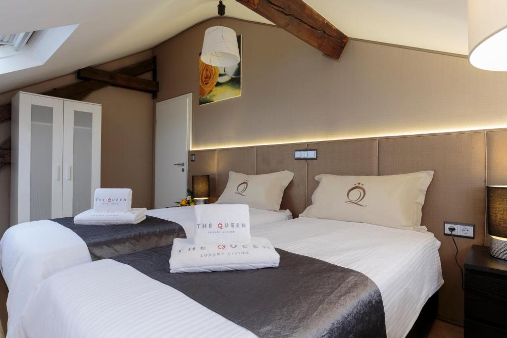 gemma 3.5 Two-Bedroom Apartment33