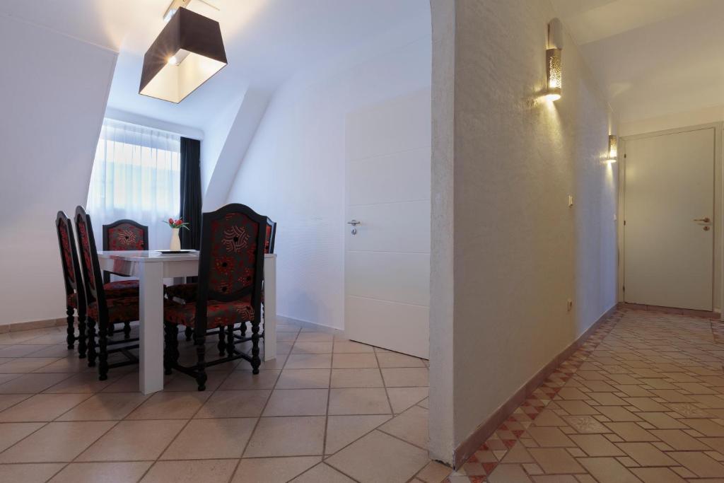 gemma 5 Apartment – Split Level2