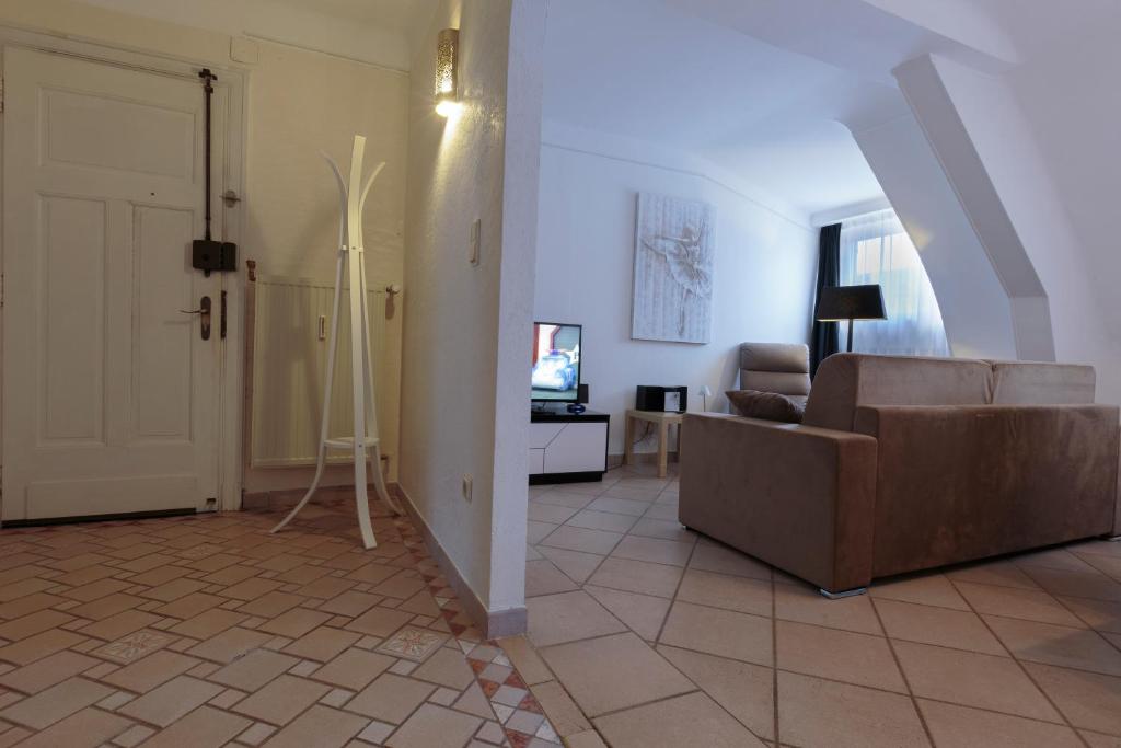 gemma 5 Apartment – Split Level3